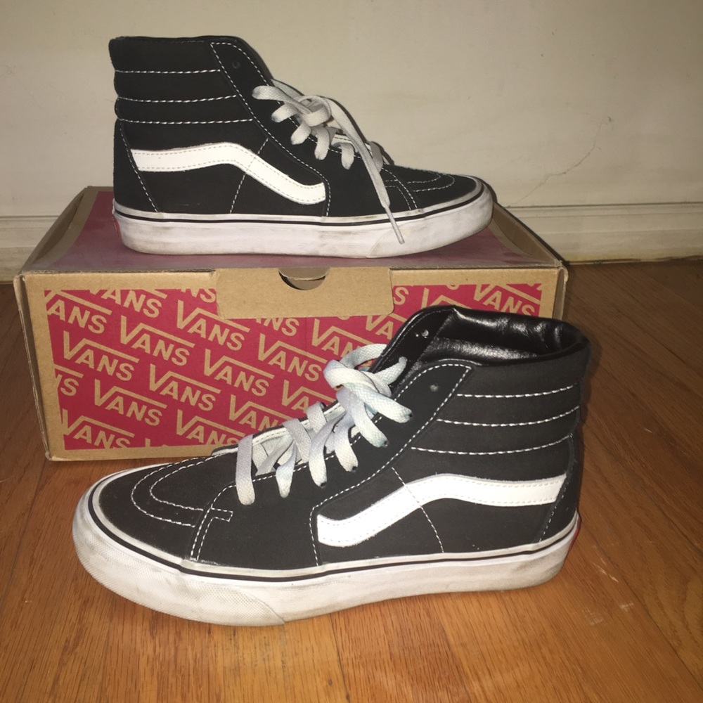 VANS OLD SKOOL SK8 HI BLACK AND WHITE - Picture 1 of 8
